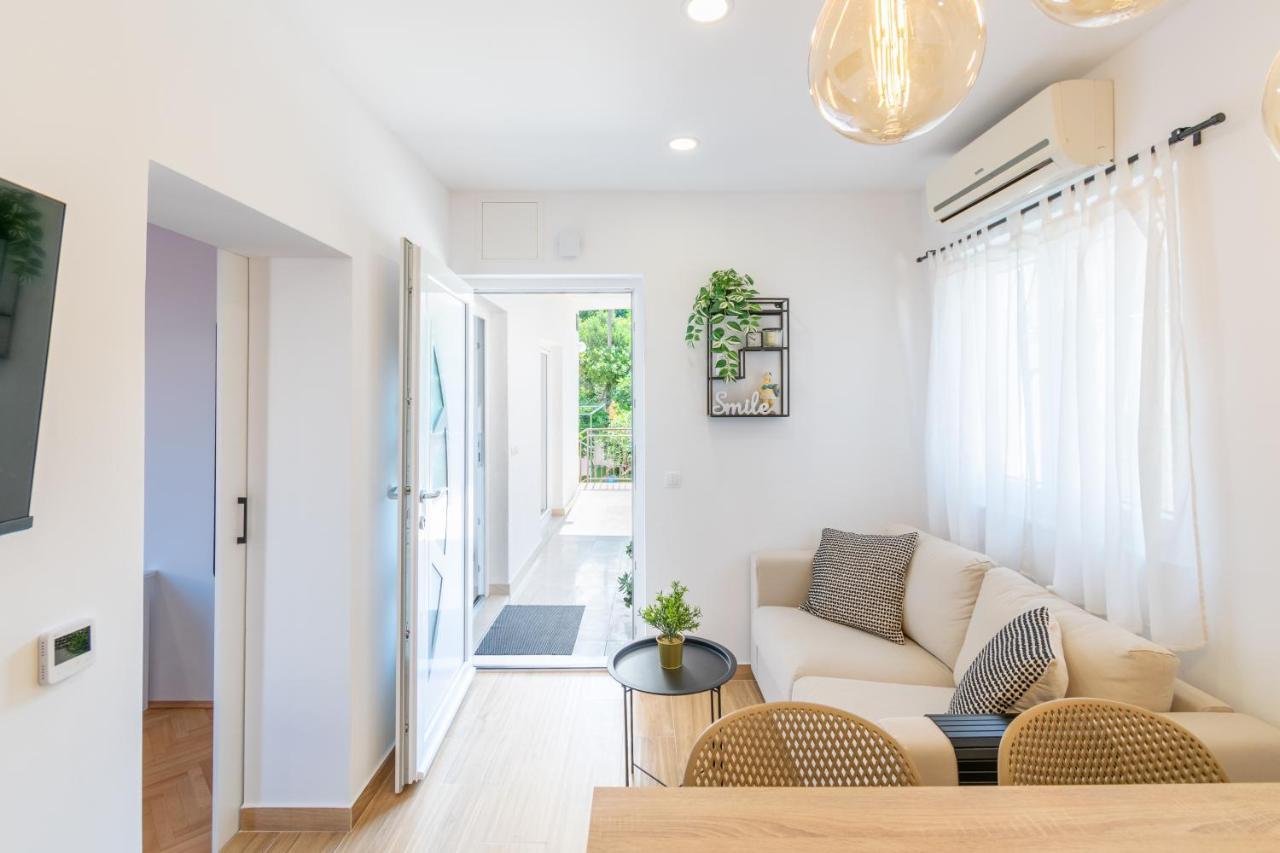 Apartmani Zora Makarska Exterior photo