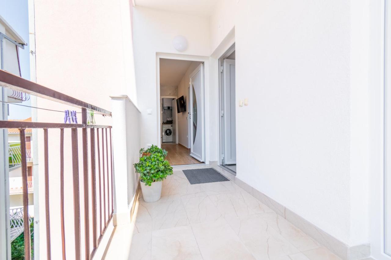 Apartmani Zora Makarska Exterior photo
