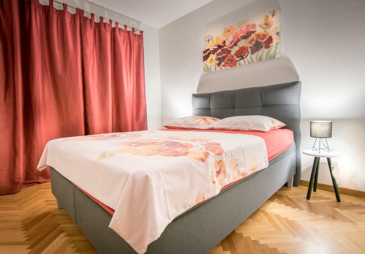 Apartmani Zora Makarska Exterior photo